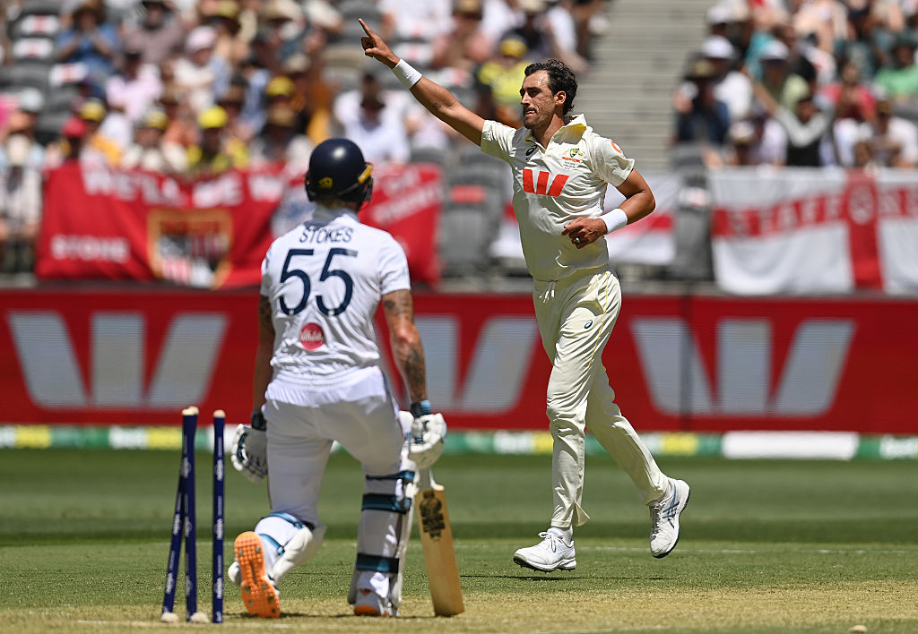 Travis Head Australia vs England Ashes टेस्ट में आक्रामक बल्लेबाजी करते हुए